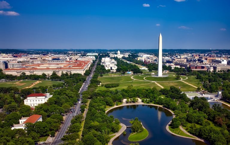 Man claiming to have bomb near U.S. Capitol is in custody after standoff, police say