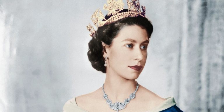 World watches Britain lay its longest-reigning monarch to rest